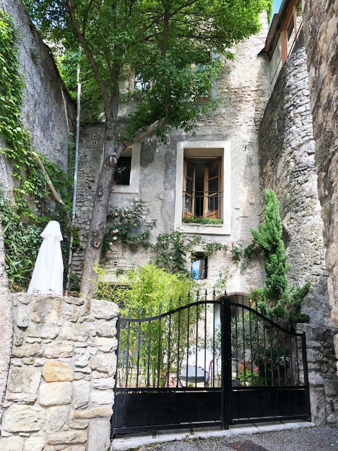 Authentique Et Architecturale - Centre Villa *